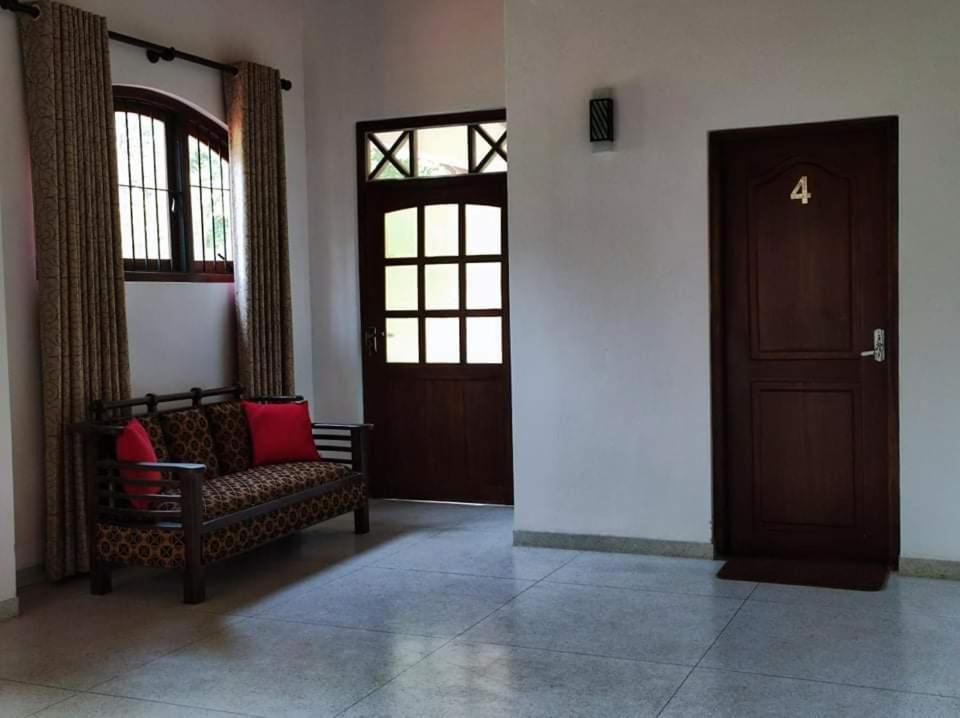 Visu Villa Hotel Хабарана Екстер'єр фото