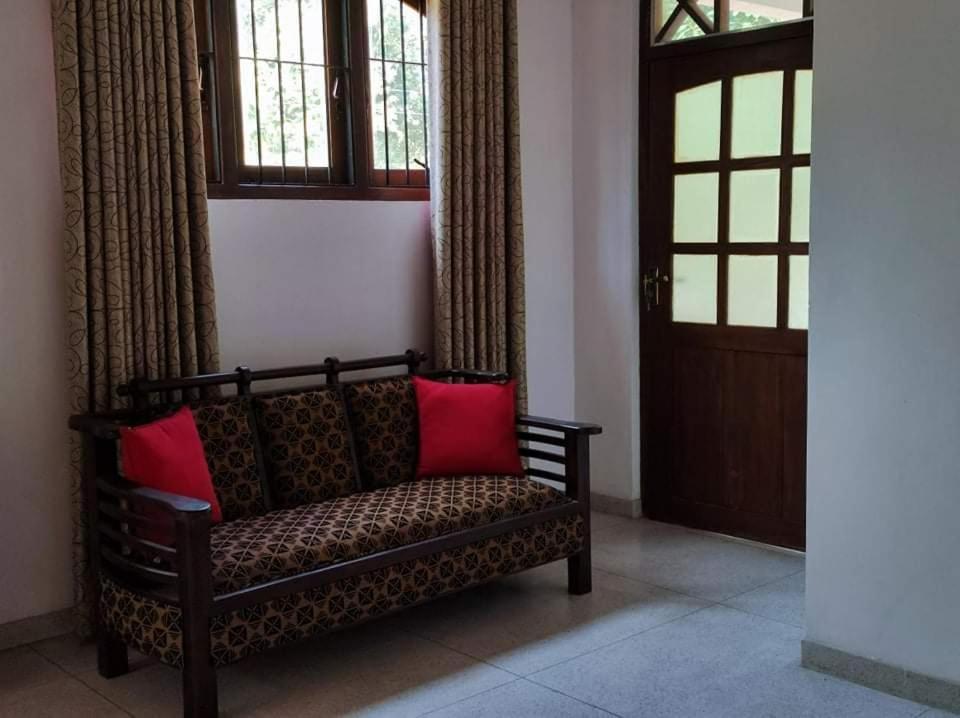 Visu Villa Hotel Хабарана Екстер'єр фото